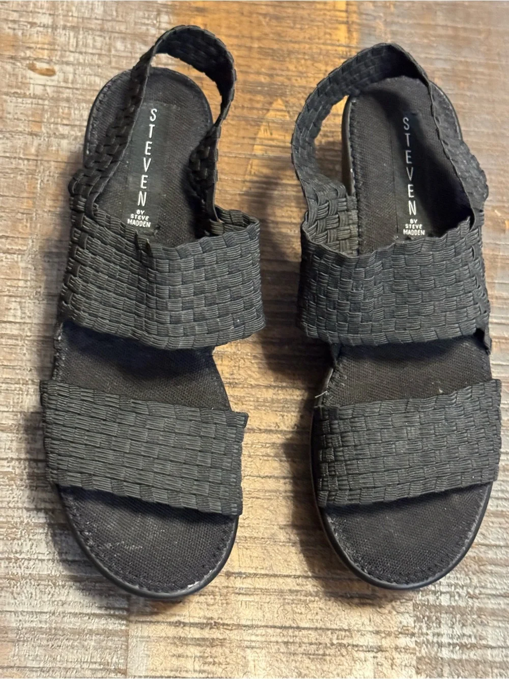 Steven by Steve Madden black woven elastic wedge sandals Size 7.5